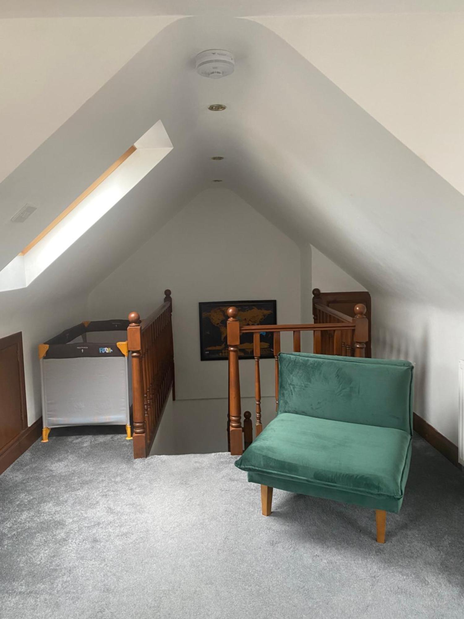 Cosy Cottage With Free Parking Close To Airport Единбург Екстериор снимка